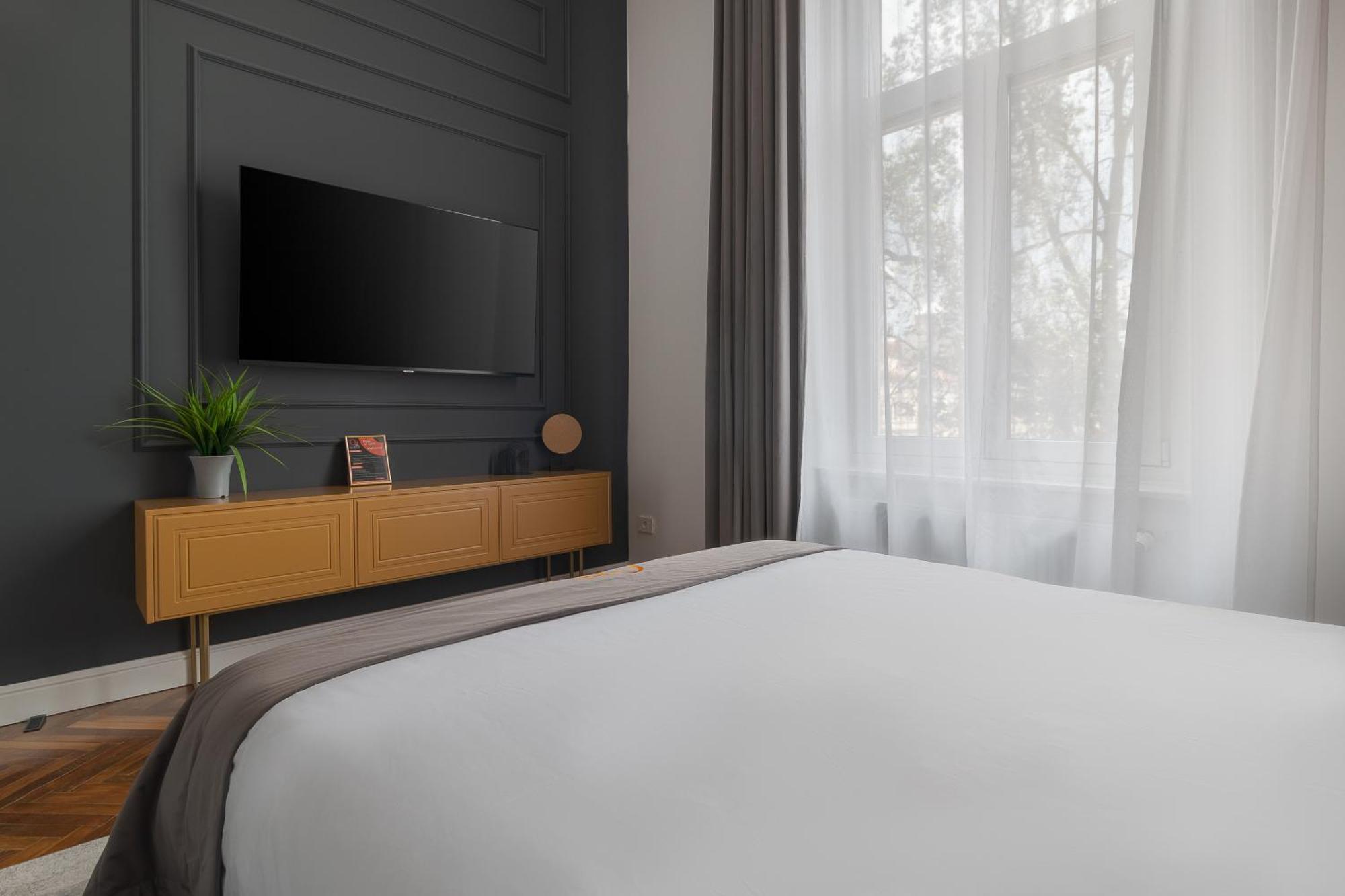 Olimpia Residence Oradea Ngoại thất bức ảnh